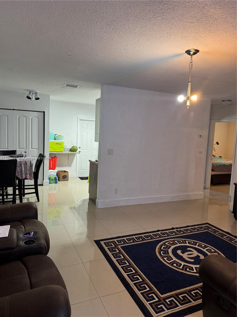 RAINBOW GARDENS - Residential