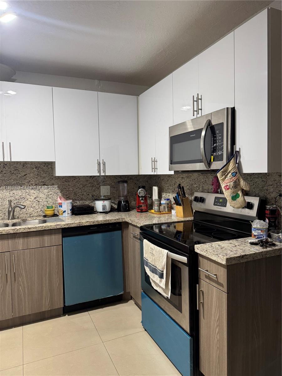 RAINBOW GARDENS - Residential