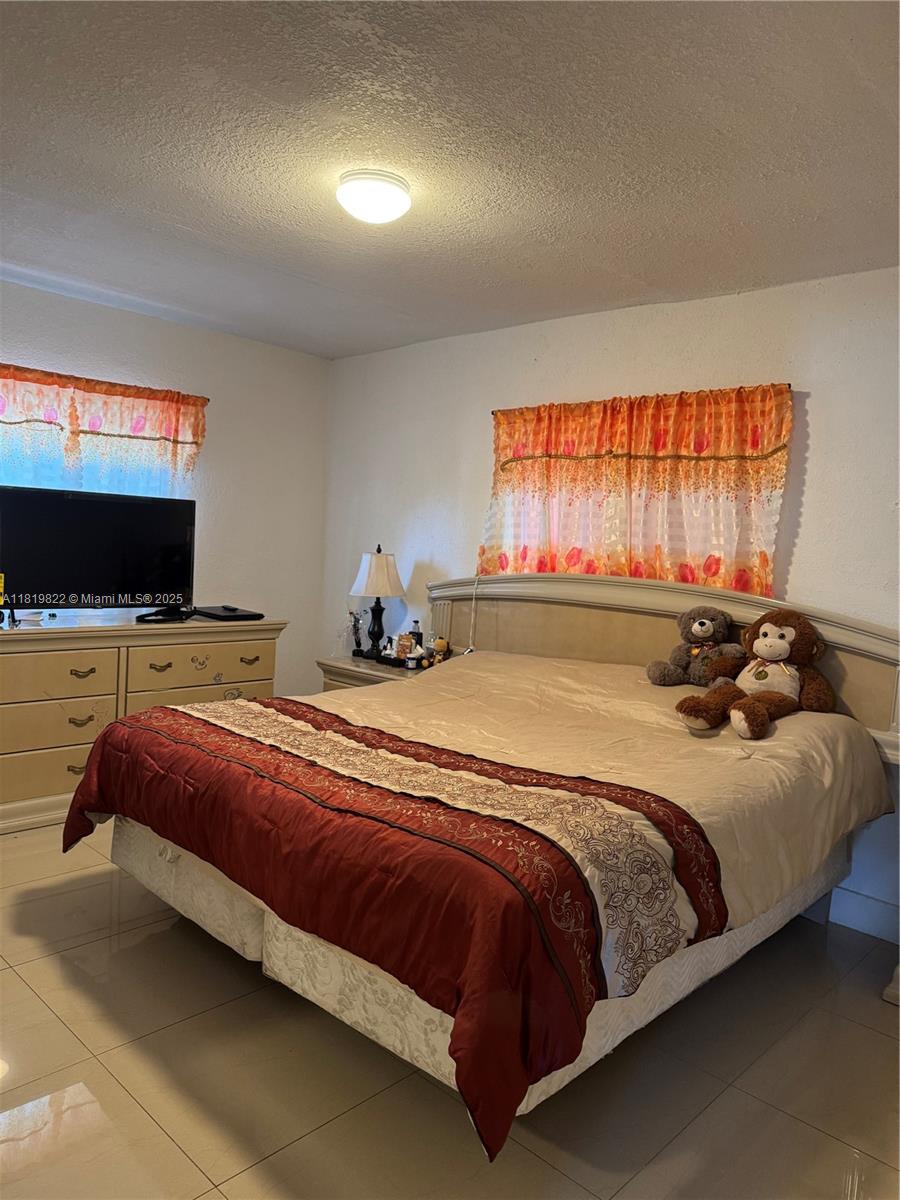 RAINBOW GARDENS - Residential