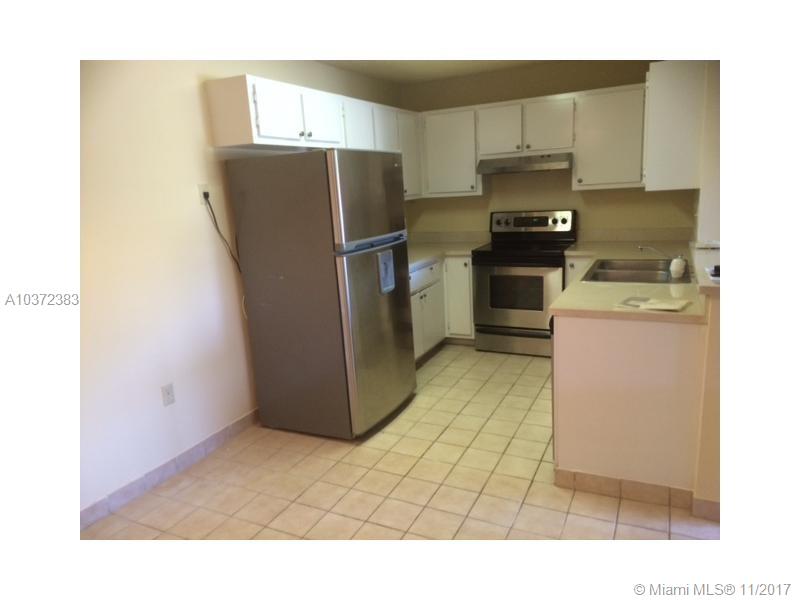 PALMS OF PEMBROKE CONDO - Residential Lease