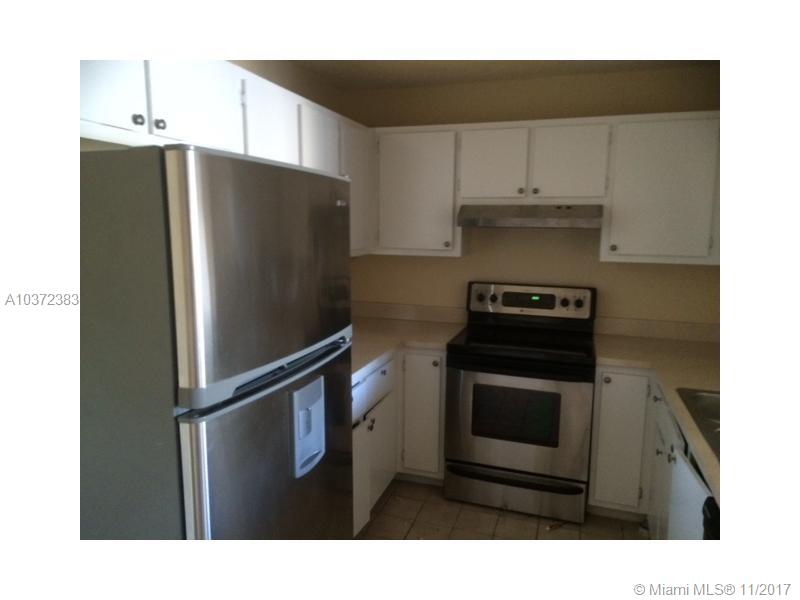PALMS OF PEMBROKE CONDO - Residential Lease