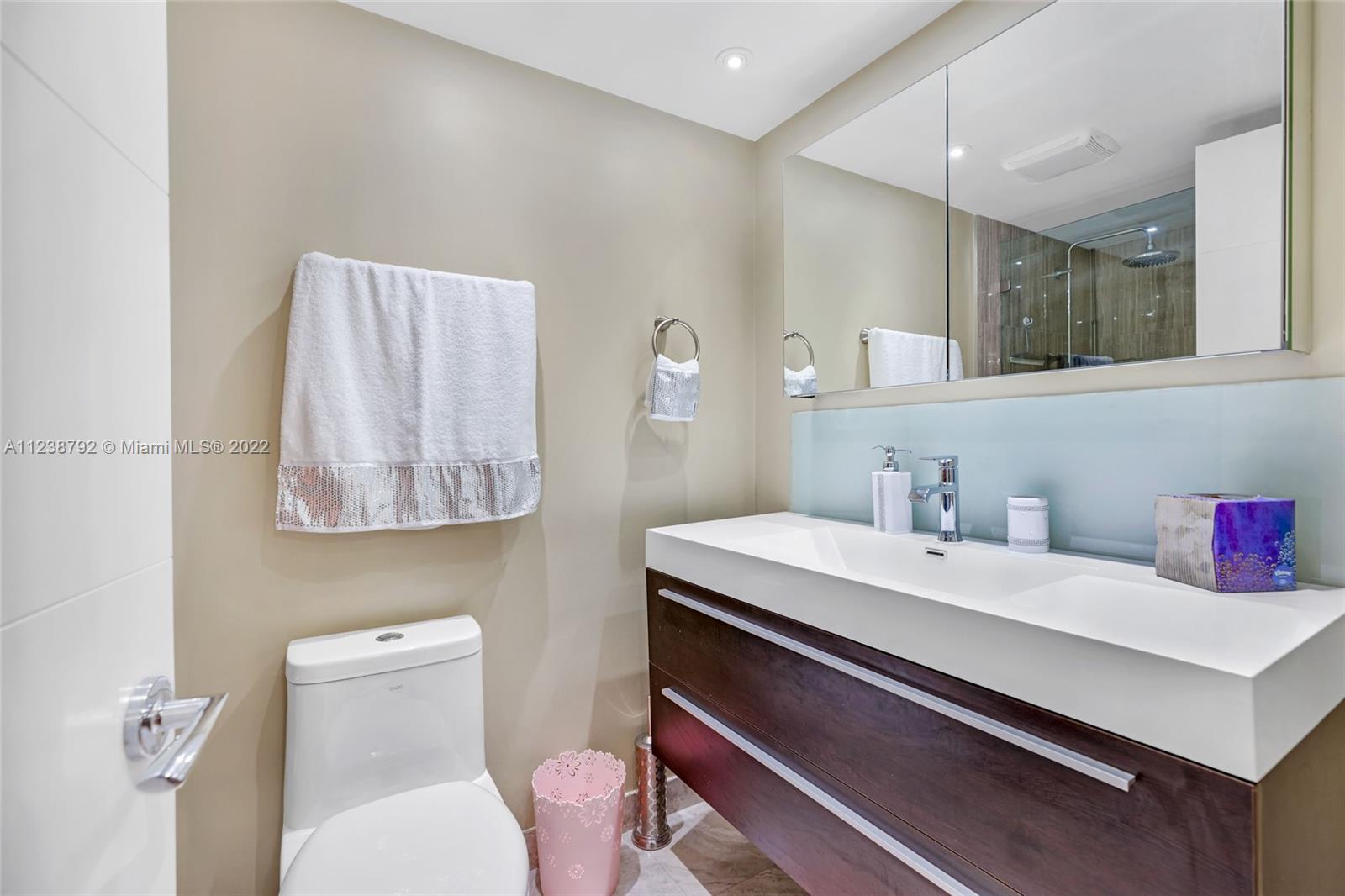 MALAGA TOWERS CONDO - Residential