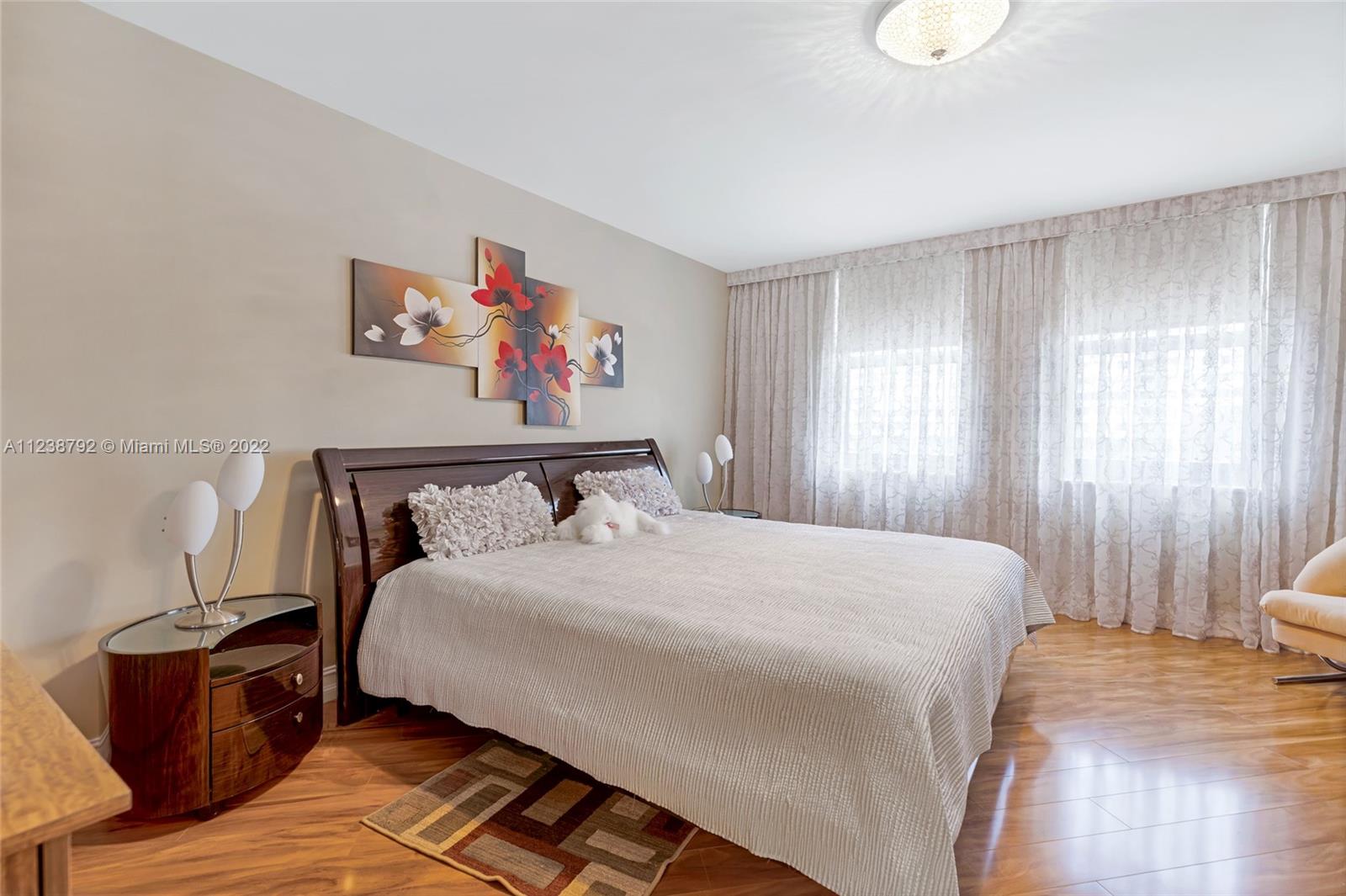 MALAGA TOWERS CONDO - Residential