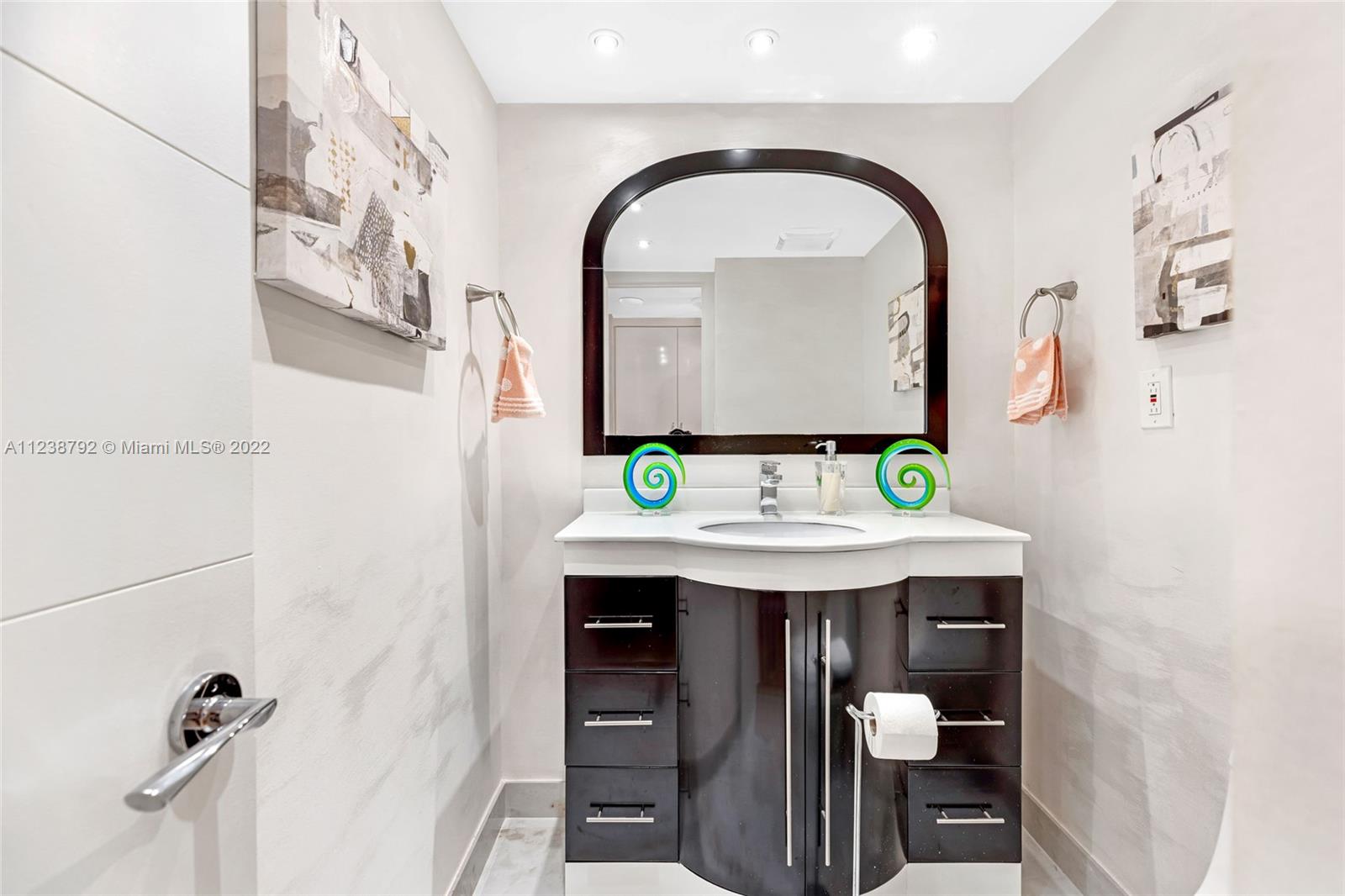 MALAGA TOWERS CONDO - Residential