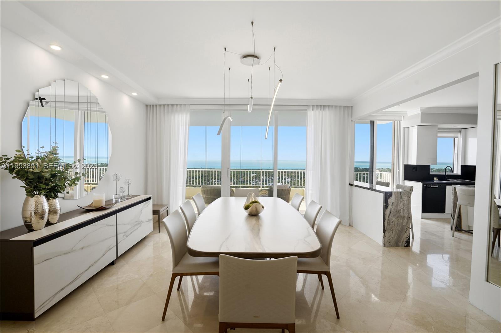 789 Crandon Blvd 1805