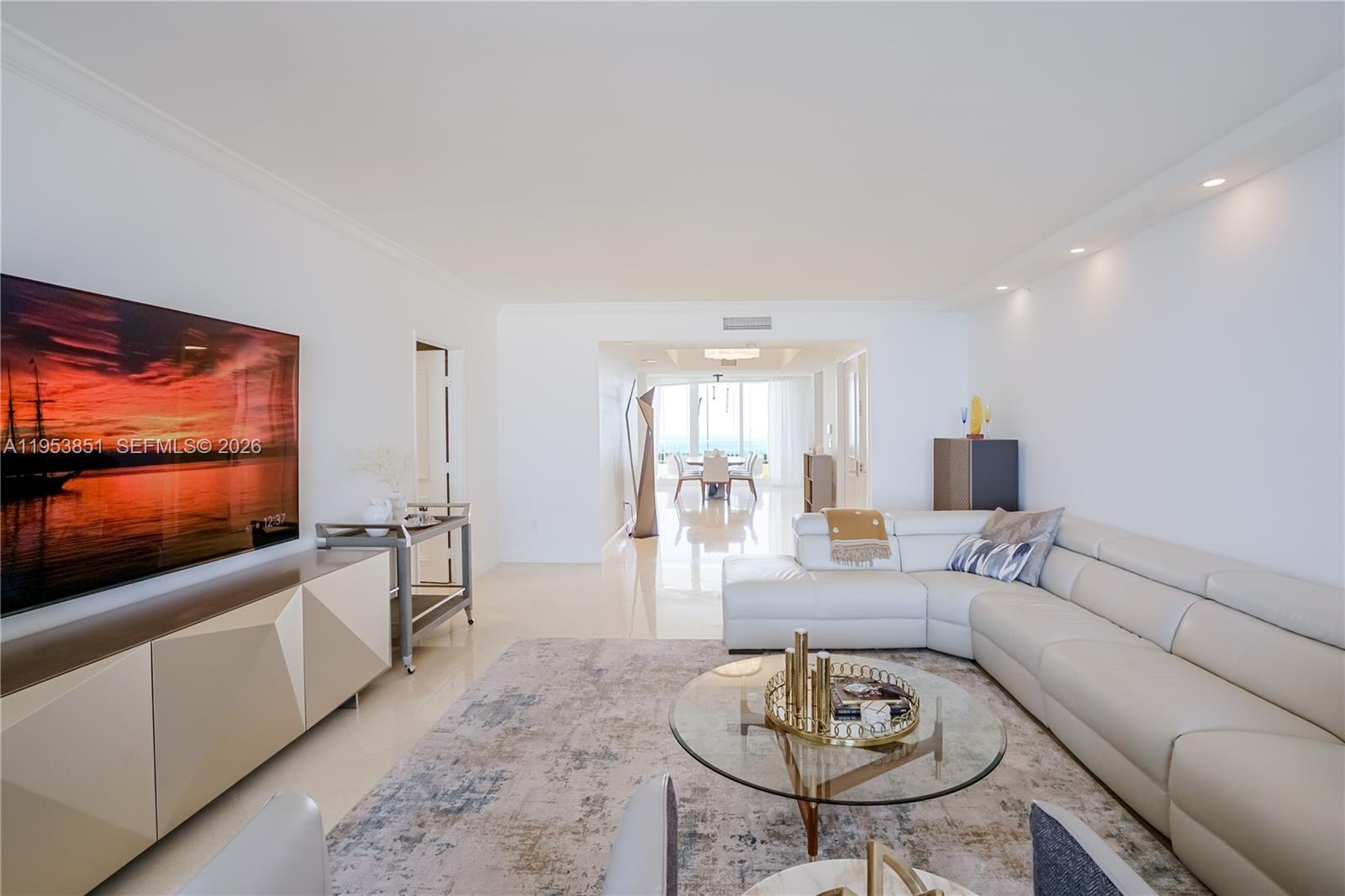 CLUB TOWER ONE CONDO - Residential