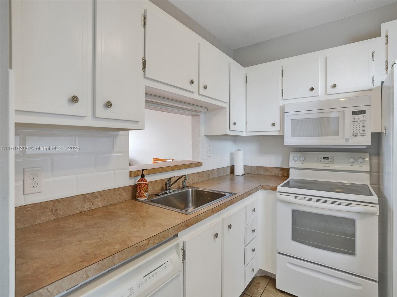 3506 NW 49th Ave 508