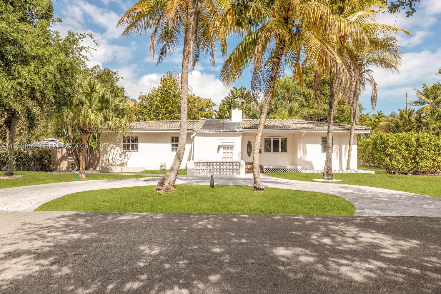 BISCAYNE LAWN AMD PLAT - Residential Income