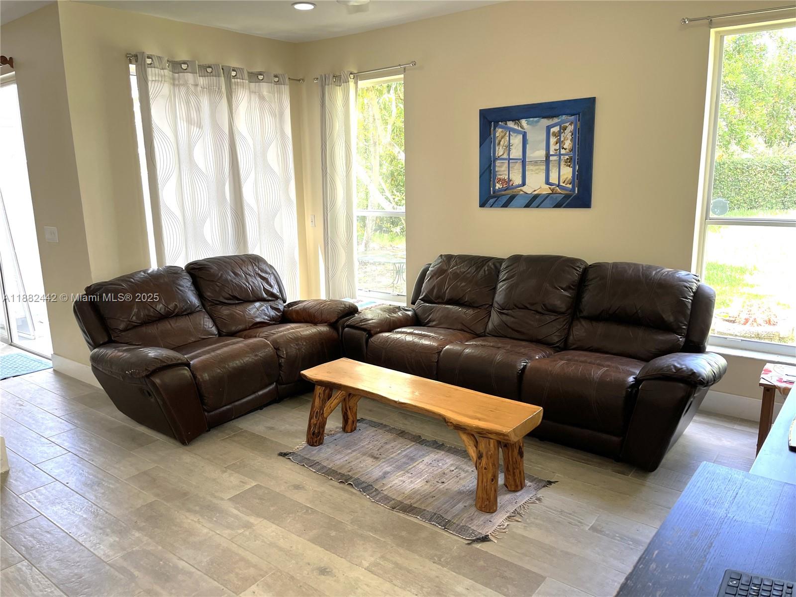 SILVER LAKES PHASE III - Residential