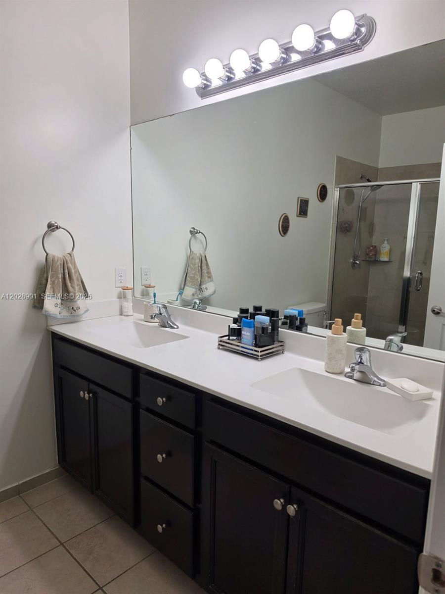 AQUABELLA SECTION ONE - Residential