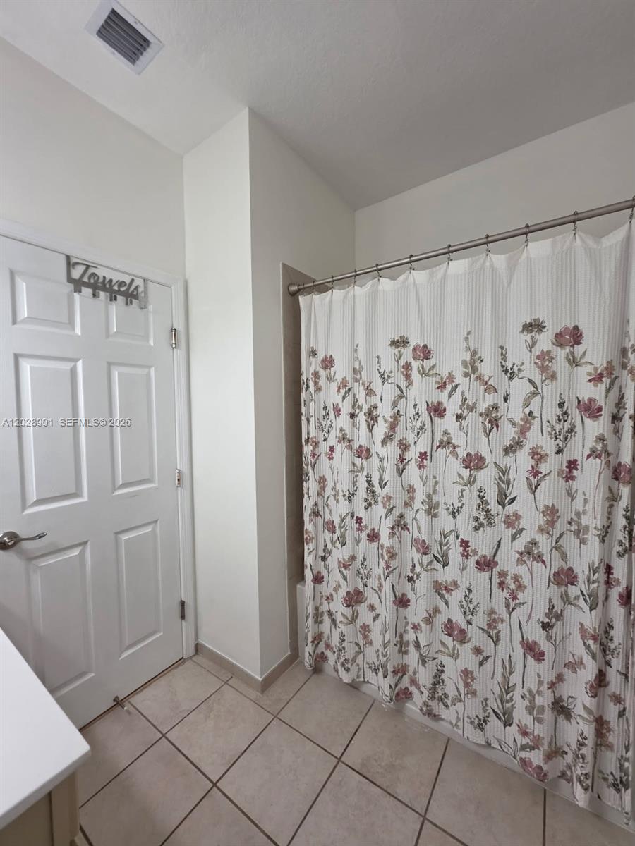 AQUABELLA SECTION ONE - Residential