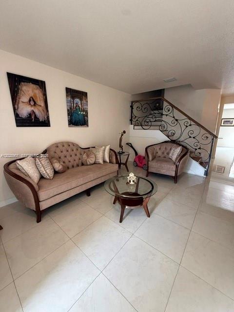 AQUABELLA SECTION ONE - Residential