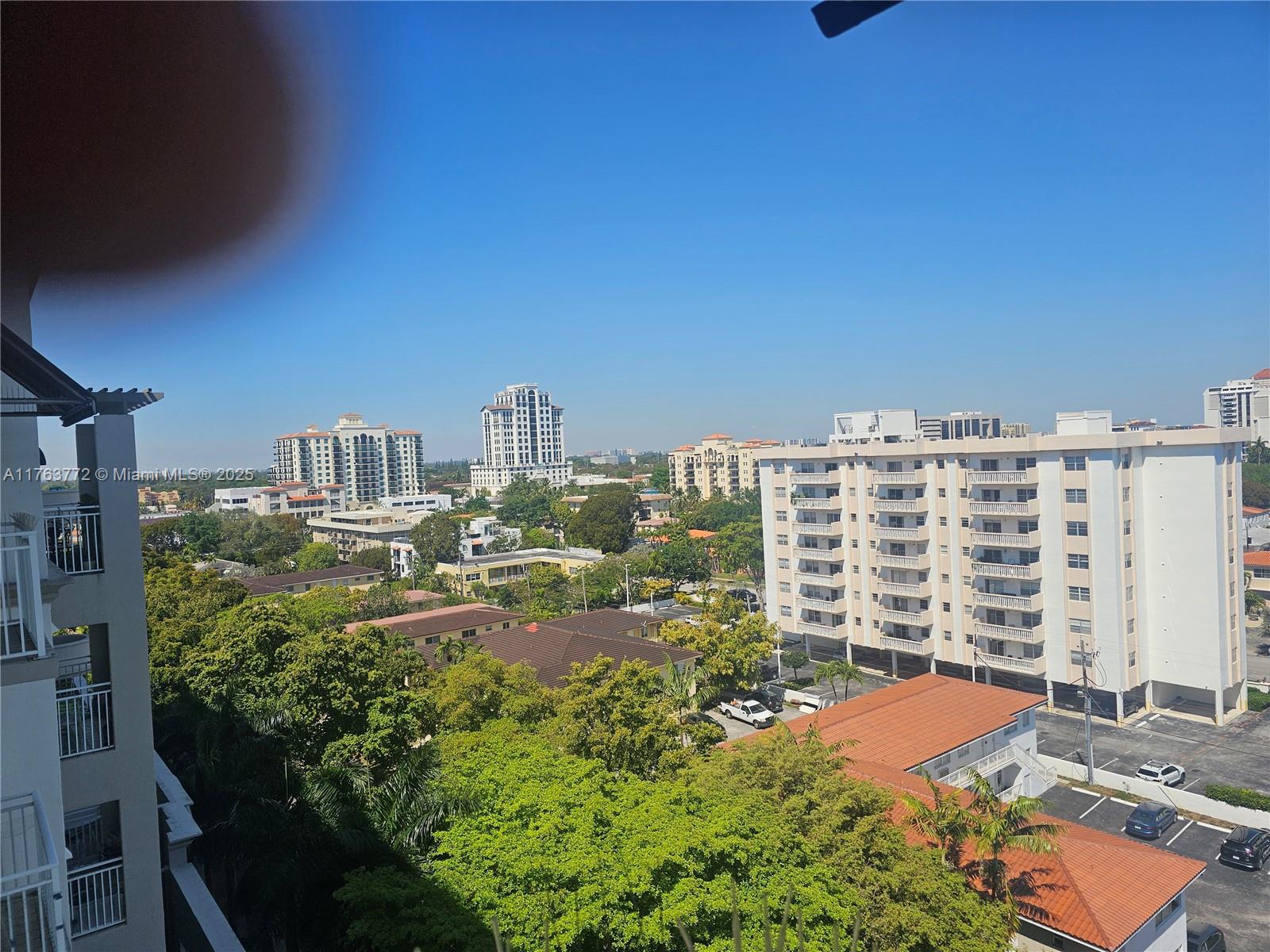 DOUGLAS GRAND CONDO - Residential