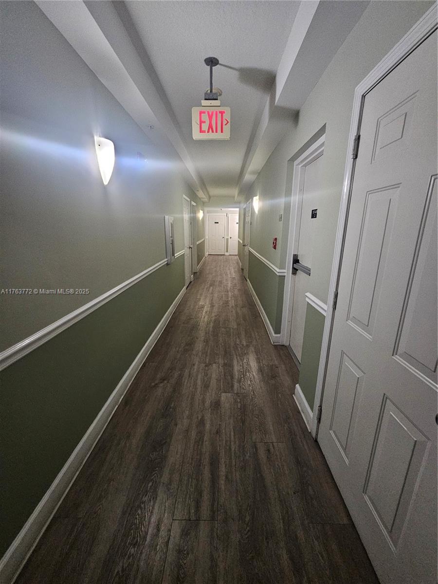 DOUGLAS GRAND CONDO - Residential