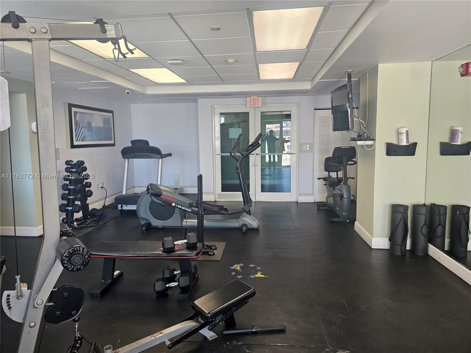 DOUGLAS GRAND CONDO - Residential