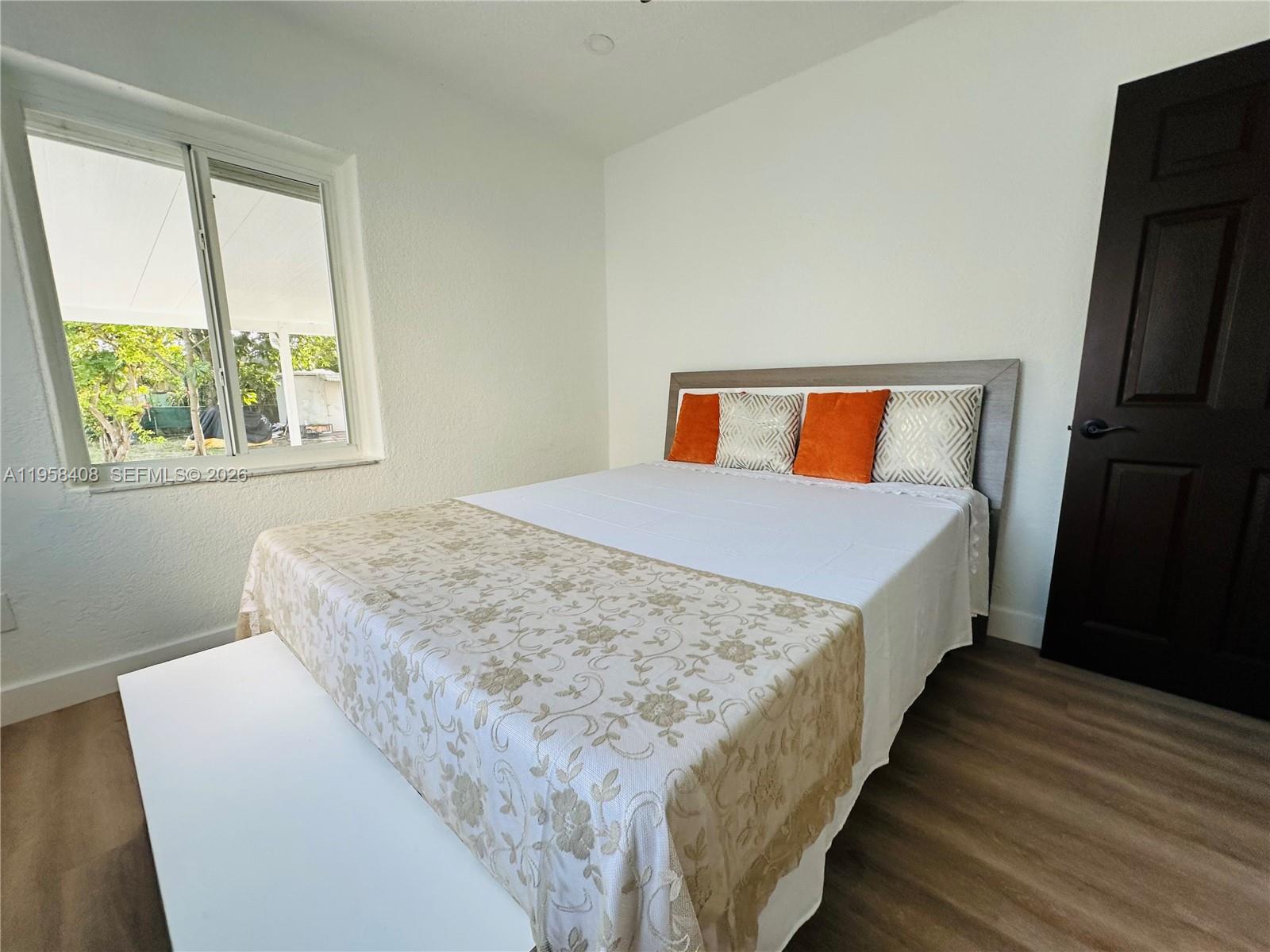 CORAL NOOK - Residential