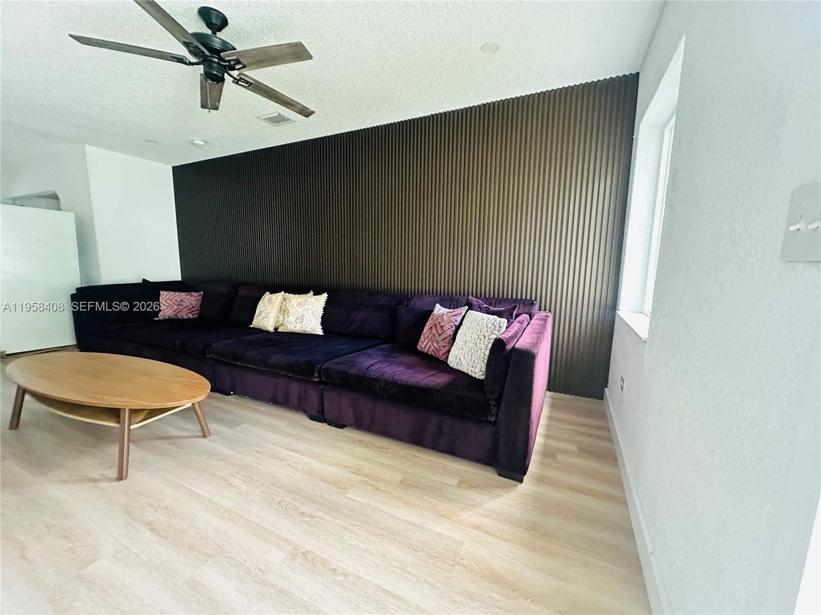 CORAL NOOK - Residential