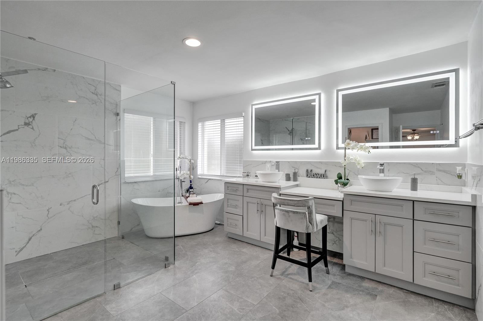 COCOBAY - Residential