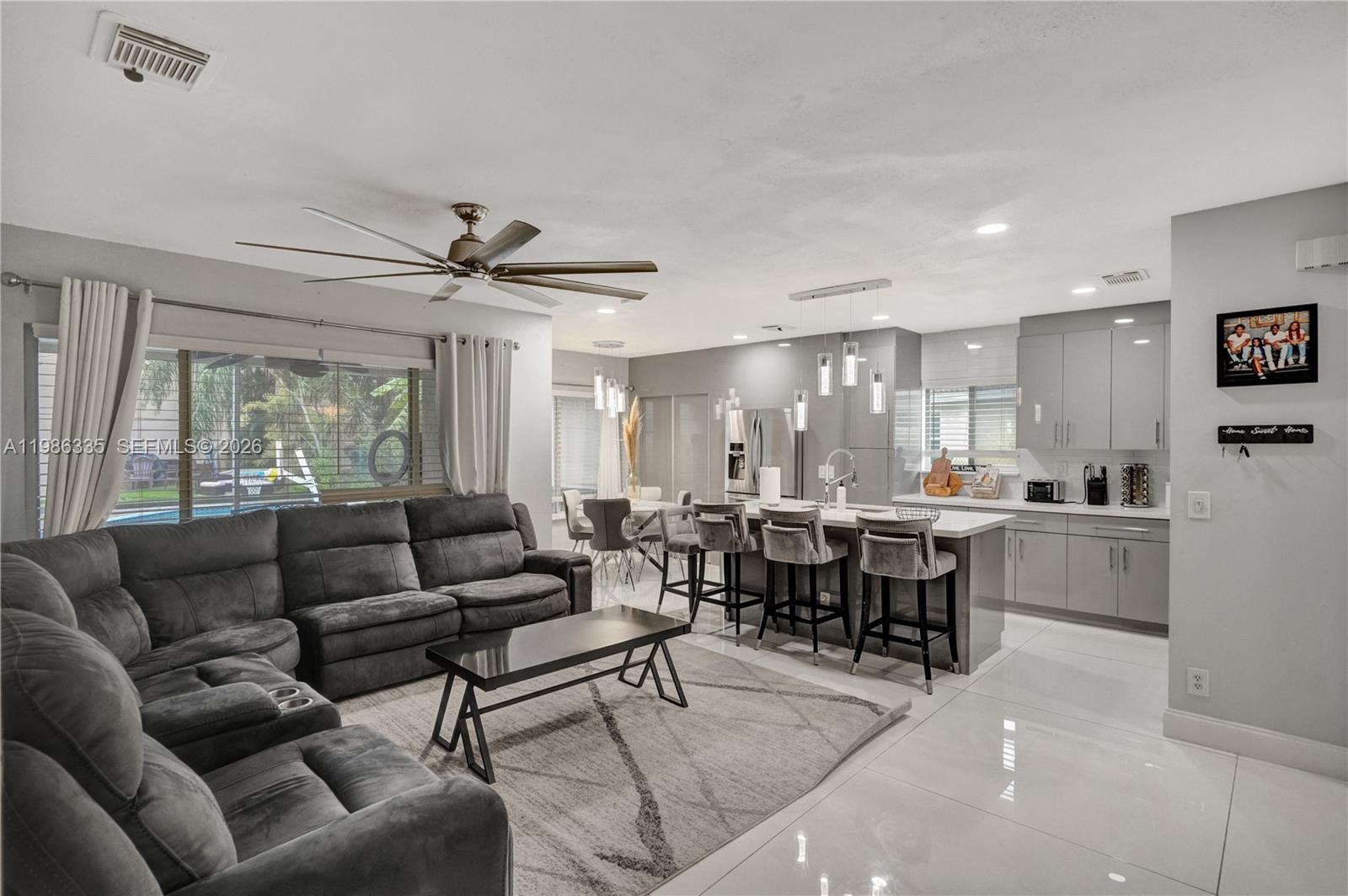 COCOBAY - Residential