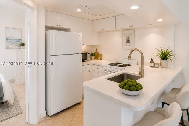 345 Michigan Ave 19