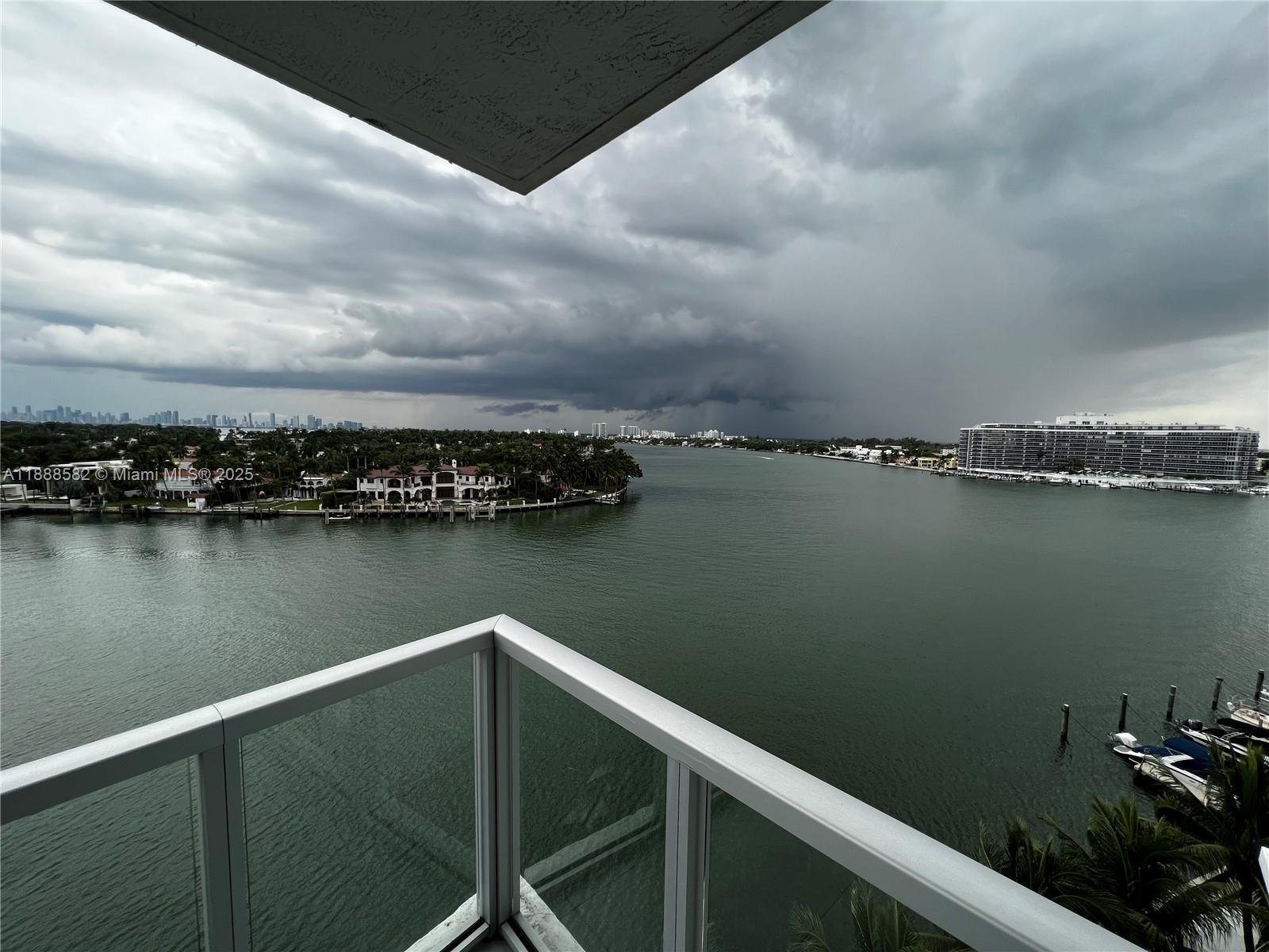 EDEN HOUSE CONDO - Residential Lease