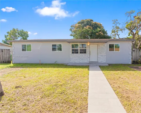 2272 NW 195th St, Miami Gardens, FL 33056 - MLS#: A11750505