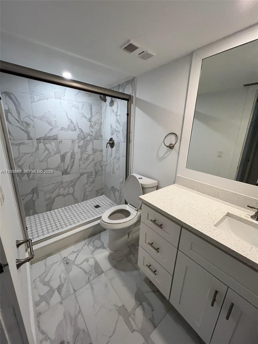 VISCONTI CONDO - Residential Lease