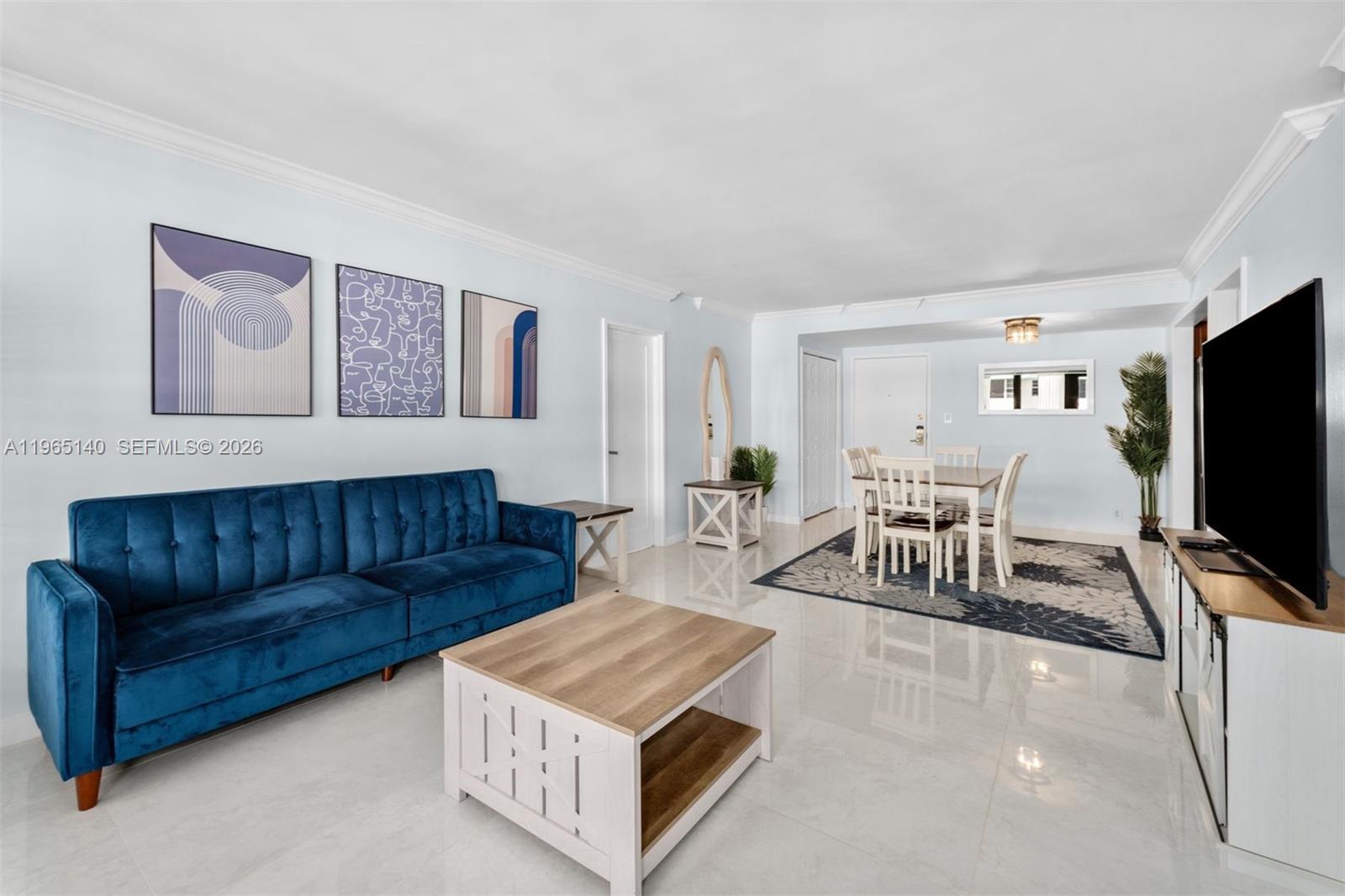 THE ALEXANDER CONDO - Residential