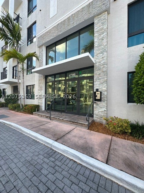 4700 NW 84th Ave 31