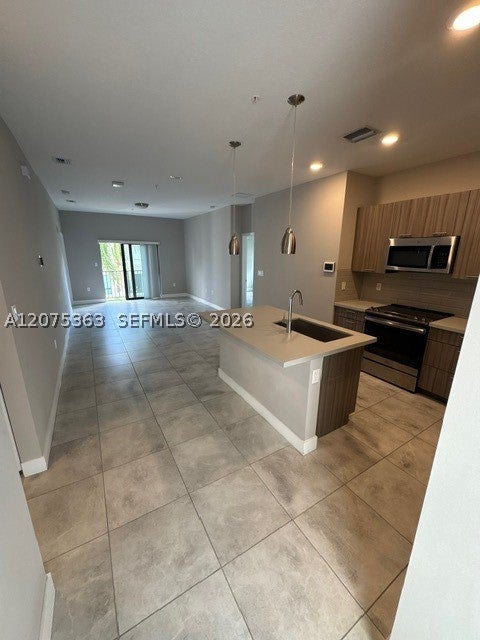 4700 NW 84th Ave 31