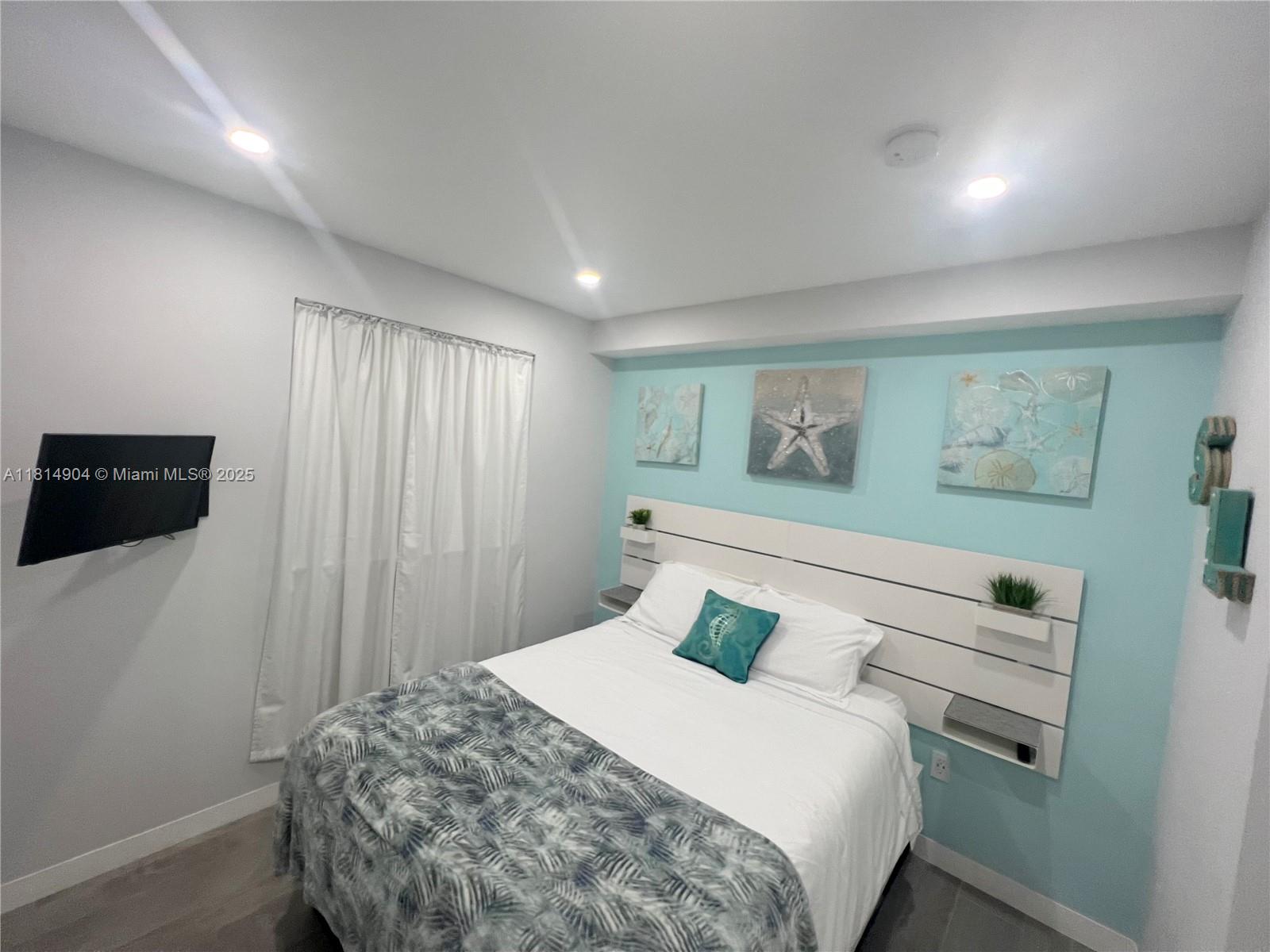 ARVILLA CONDO - Residential Lease