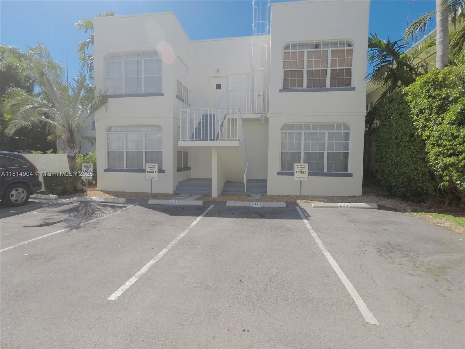 ARVILLA CONDO - Residential Lease