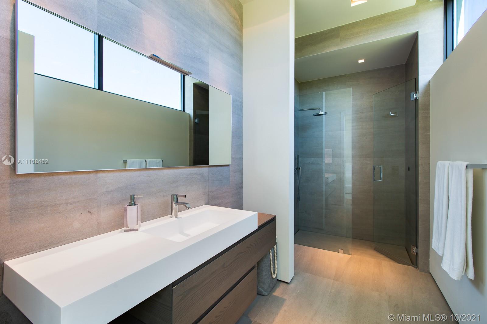 HIBISCUS ISLAND - Residential