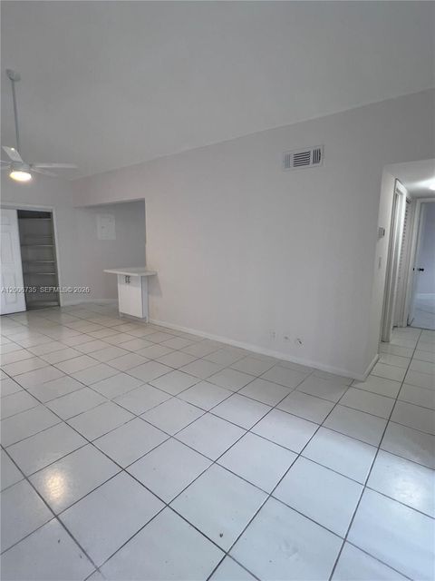 Tiny photo for 216 Lake Pointe Dr #224, Oakland Park, FL 33309 (MLS # A12006735)