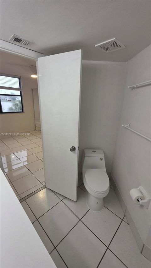 Tiny photo for 216 Lake Pointe Dr #224, Oakland Park, FL 33309 (MLS # A12006735)