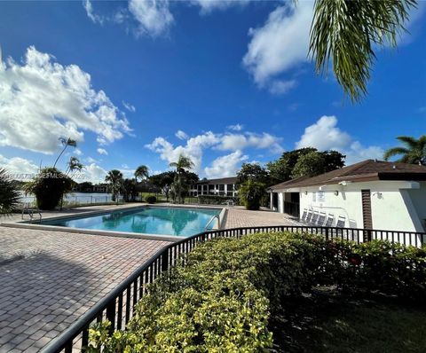 Tiny photo for 216 Lake Pointe Dr #224, Oakland Park, FL 33309 (MLS # A12006735)