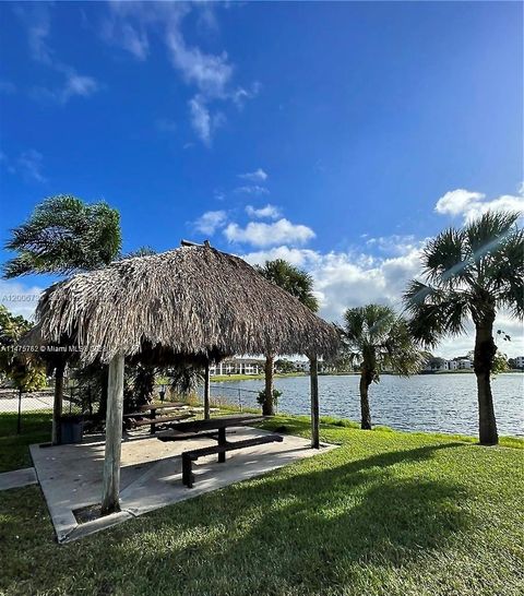 Tiny photo for 216 Lake Pointe Dr #224, Oakland Park, FL 33309 (MLS # A12006735)