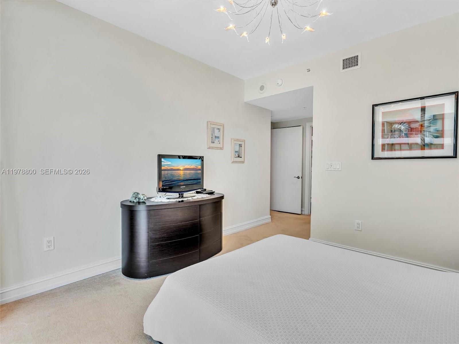 DIPLOMAT OCEANFRONT RESID - Residential