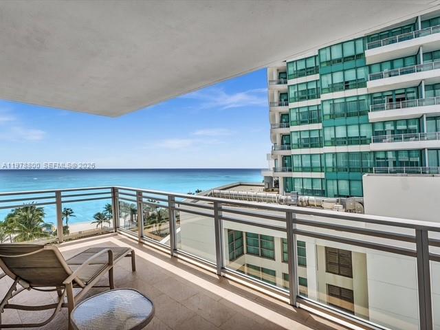 DIPLOMAT OCEANFRONT RESID - Residential