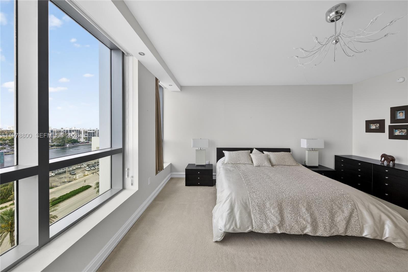 DIPLOMAT OCEANFRONT RESID - Residential