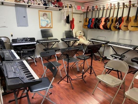 Musical instrument store and music school. Guitar, piano, violin, voice, and percussion lessons are offered. Offers a variety of musical instruments, accessories, and method books for learning to play strings, maracas, congas, timbales, drums, and many other instruments. Guitars are repaired and reconditioned. Founded in 2004. The asking price of $200,000 includes $50,000 in musical instruments at cost. Spanish proficiency is a must. Due to health reasons and advanced age, the owners are retiring, creating an ideal opportunity for a buyer with a passion for music and an entrepreneurial vision.