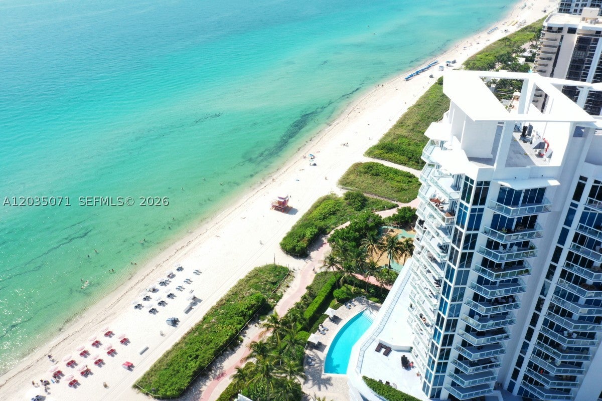 6515 Collins Ave 1405