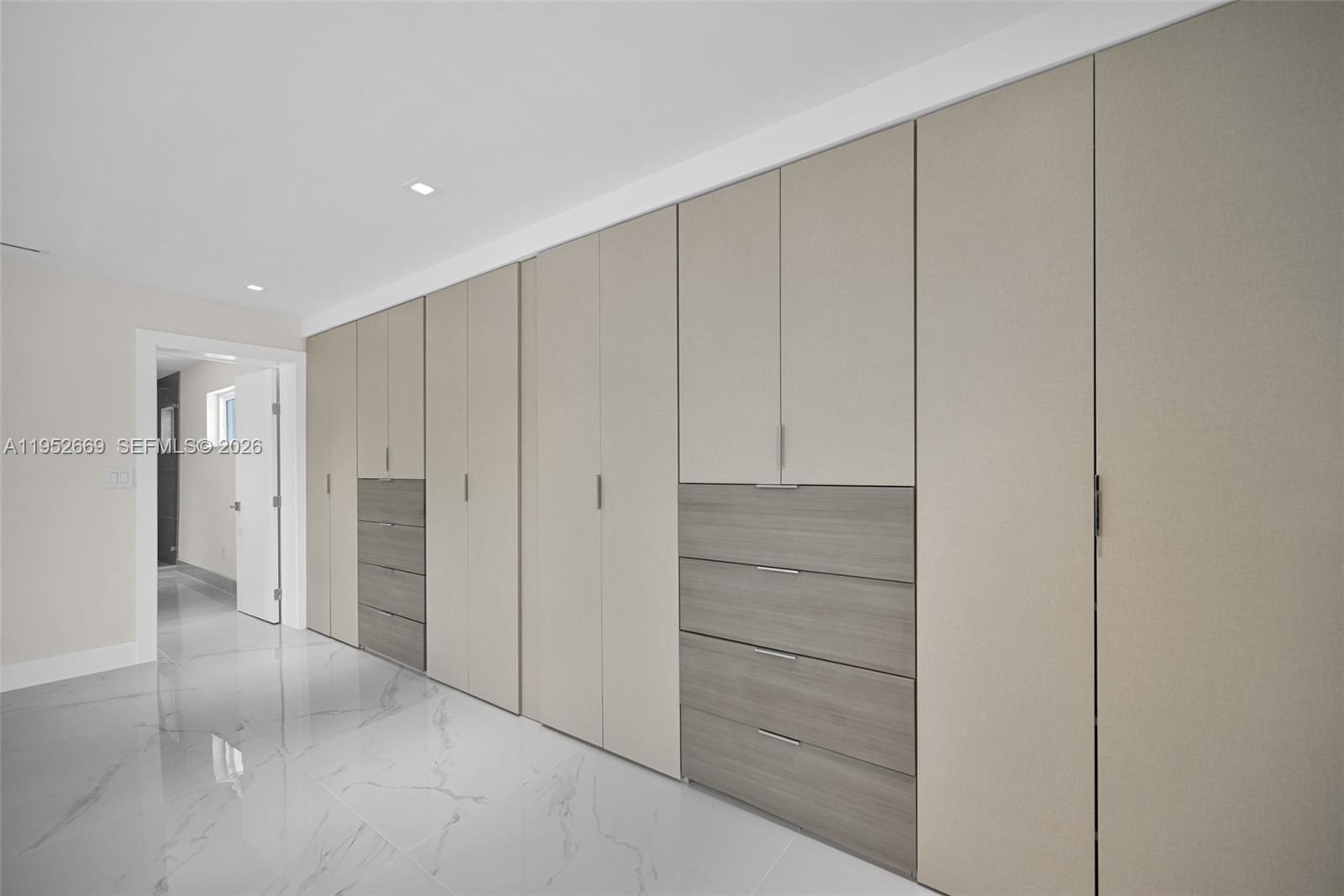 BAY CREST SEC 3 - Residential