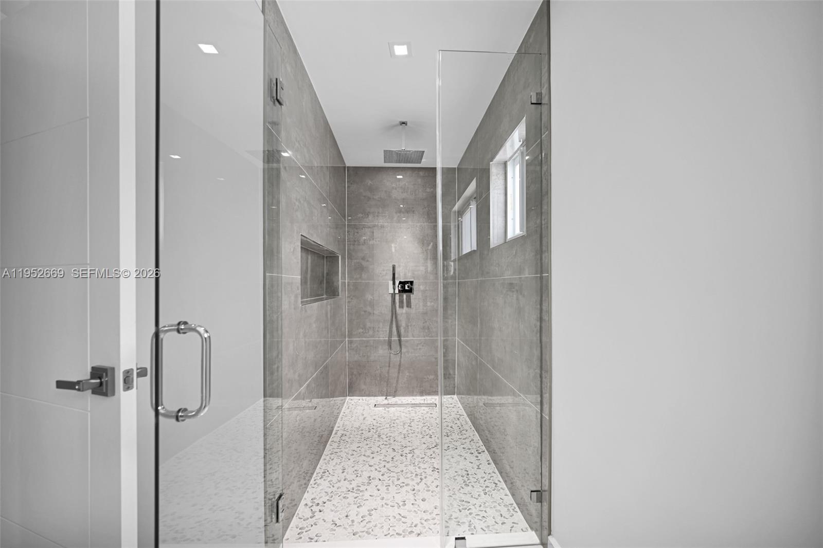 BAY CREST SEC 3 - Residential