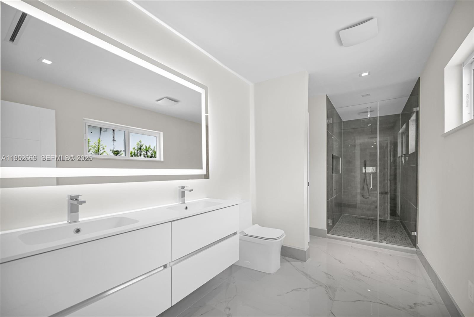 BAY CREST SEC 3 - Residential