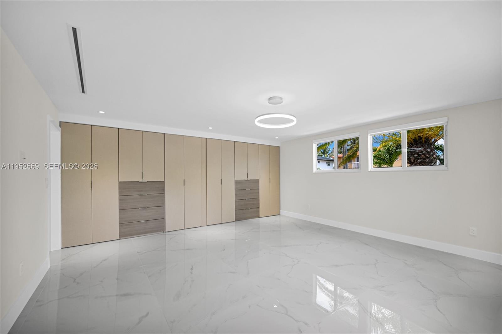 BAY CREST SEC 3 - Residential