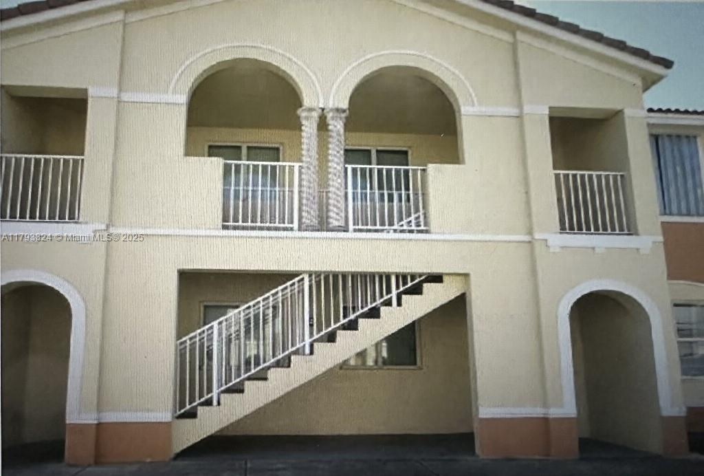 1666 Se 27th Ct 200, Homestead, Miami-Dade County, Florida - 3 Bedrooms  
2 Bathrooms - 
