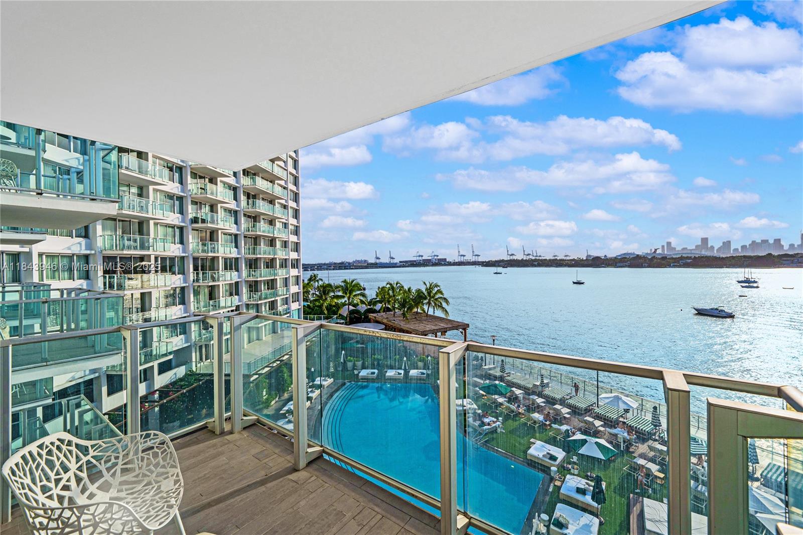 1100 West Ave 514