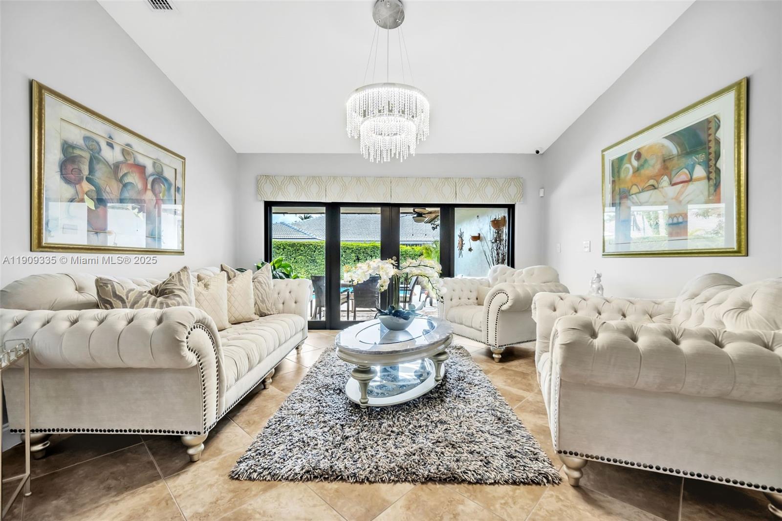 HAMMOCKS SHORES 3RD ADDN - Residential