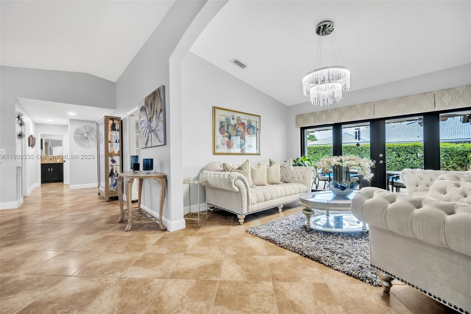 HAMMOCKS SHORES 3RD ADDN - Residential